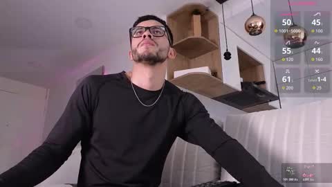 phantom_bigger1 online show from October 29, 1:46 pm