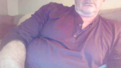 Phil online show from April 16, 1:17 am