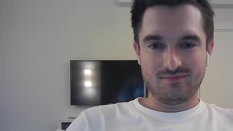 PhilipBorison online show from October 10, 10:21 am