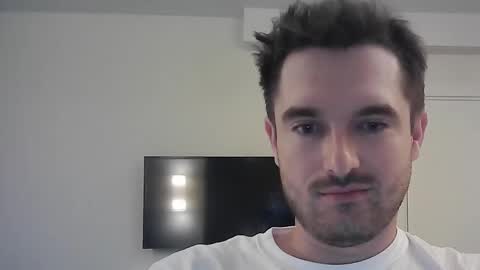 PhilipBorison online show from October 3, 4:54 am