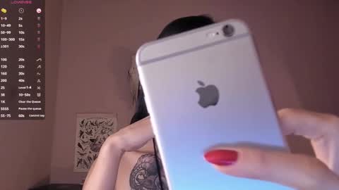 phoenixx_x online show from January 19, 2:04 am