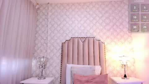    online show from October 5, 12:02 pm