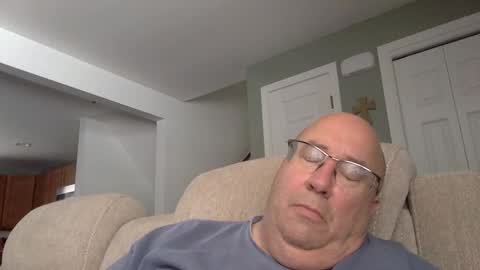 pickme11113 online show from November 11, 7:38 pm