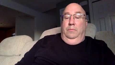 pickme11113 online show from December 13, 12:39 pm