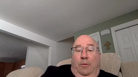 pickme11113 online show from March 4, 7:01 pm