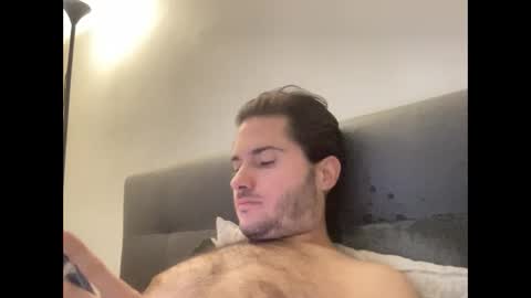 pierrot462900 online show from November 24, 5:06 am