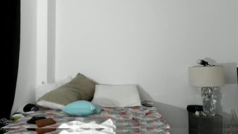 pikoro_gomez online show from October 20, 12:48 am