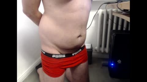 Snapshot of pimmel10 chatting on February 21, 6:48 pm pimmel10 online show from February 21, 6:48 pm