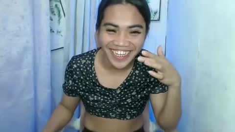 Snapshot of pinay_cristine chatting on February 24, 1:31 pm pinay_cristine online show from February 24, 1:31 pm