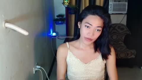 pinaybella_in_town online show from December 7, 8:38 am