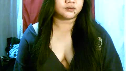 pinayjona online show from October 26, 12:39 pm