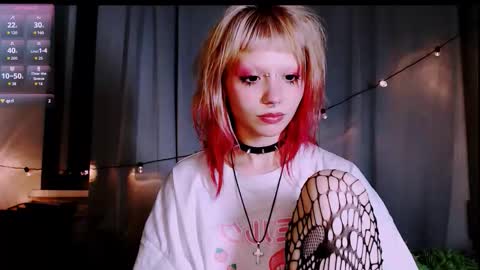 Snapshot of pink_k1tty chatting on October 15, 1:09 am pink_k1tty online show from October 15, 1:09 am