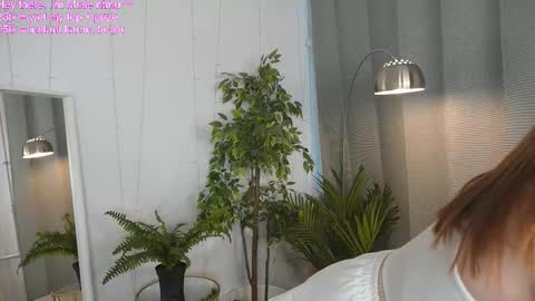 Muse online show from February 27, 1:37 pm