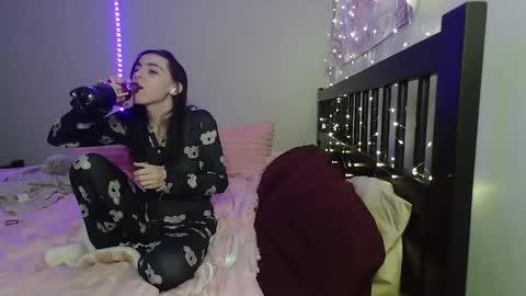 pink_tv online show from December 21, 2:40 am