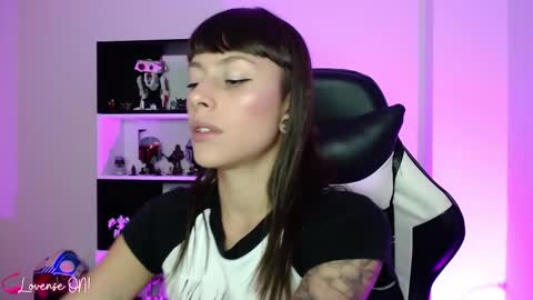 Emily online show from March 9, 11:14 pm