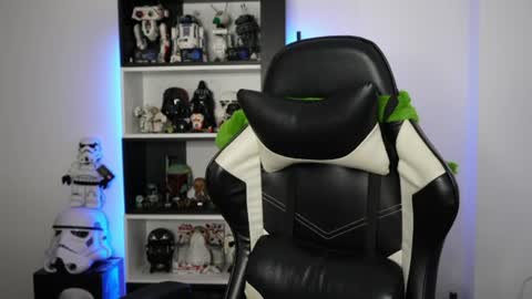 Emily online show from July 25, 7:34 pm