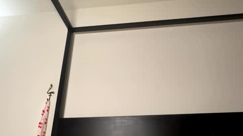 pinkkblossomm online show from April 11, 7:45 am