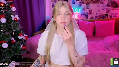 pinkvenom_ online show from December 30, 5:34 pm