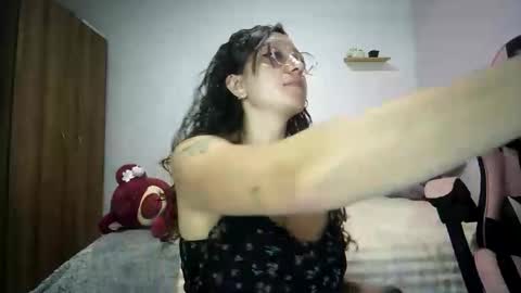 pinkvixen69 online show from February 18, 10:09 pm