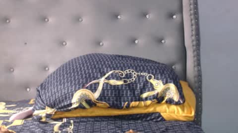 pinkxjuicy online show from January 14, 10:12 am