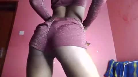 pinky_cockoo online show from February 23, 10:23 pm