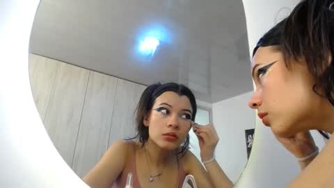 pinky_f00x online show from March 4, 7:33 pm