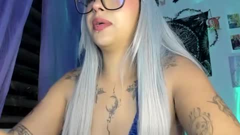 pinky_promiseex online show from June 14, 2:24 am