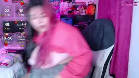 Pau online show from February 24, 2:42 pm