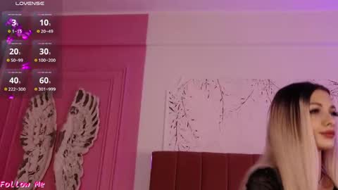 Pinky online show from May 30, 7:23 pm