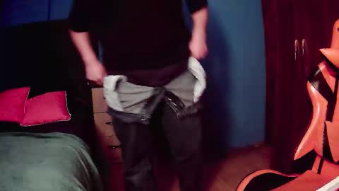 pisceslost online show from September 19, 1:10 am