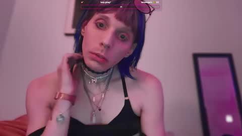 pixie_praxis online show from February 8, 9:35 am