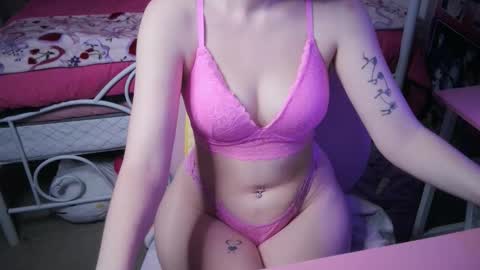 Pixie online show from March 14, 12:36 am