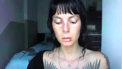 pixiecatfairy online show from October 20, 3:39 pm