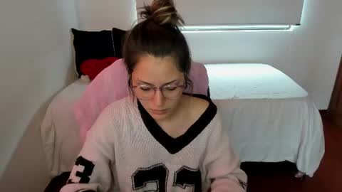 pixie online show from July 5, 9:11 pm