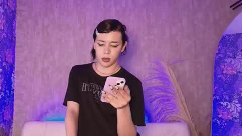 cris online show from February 6, 4:38 am