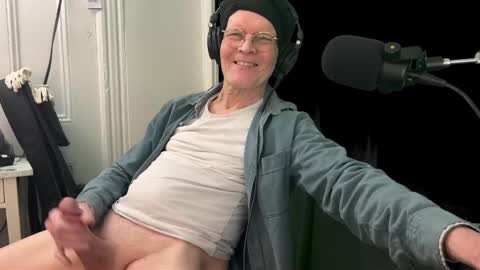 STC online show from February 15, 4:03 am