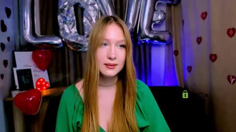 Sophie online show from February 14, 1:18 pm