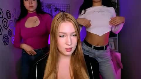 Sophie online show from November 5, 12:51 pm