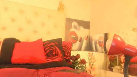 jen online show from October 7, 7:48 am