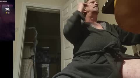 Play Me online show from February 5, 6:35 am