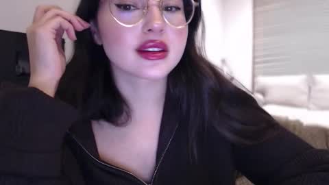 Mary online show from December 18, 10:05 pm