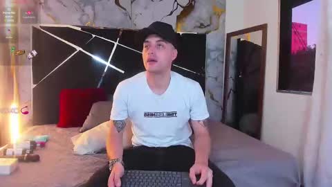 JUAN AND JULI online show from March 10, 8:56 pm