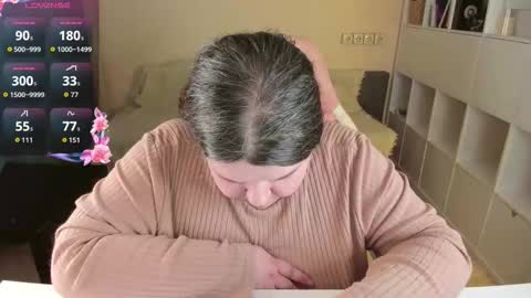 Alice online show from November 26, 6:59 pm