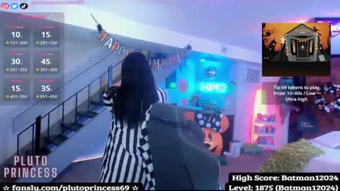 Snapshot of plutoprincess69 chatting on October 26, 4:46 am Pluto Princess online show from October 26, 4:46 am