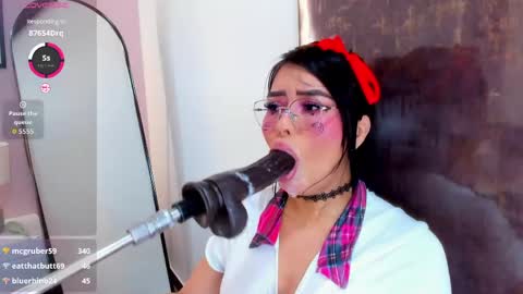 pocahontas_lantina online show from April 30, 4:06 am
