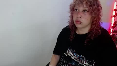 poison_doll2 online show from January 10, 7:30 pm