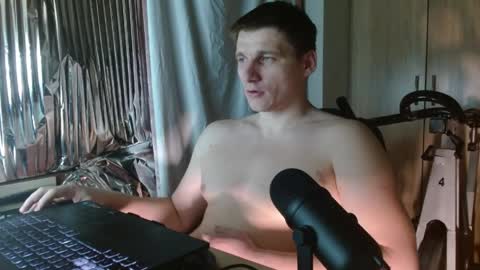 Poliglotjoe2 online show from May 25, 1:55 am