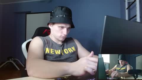 Poliglotjoe2 online show from February 17, 10:53 pm