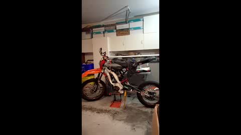 jaws online show from March 18, 4:07 am