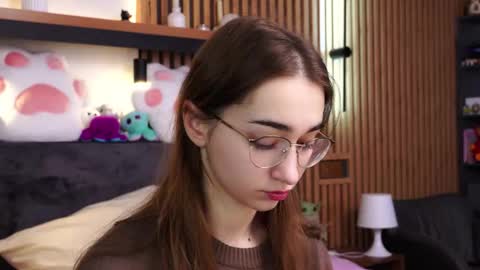 Polly online show from February 13, 7:55 am